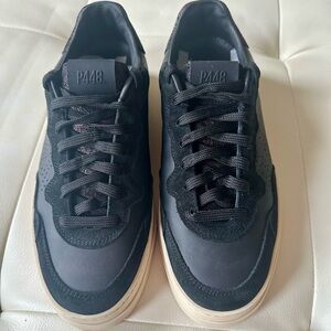 P448 Bali Midnight - Size 39 - Low Top Sneakers - New never worn